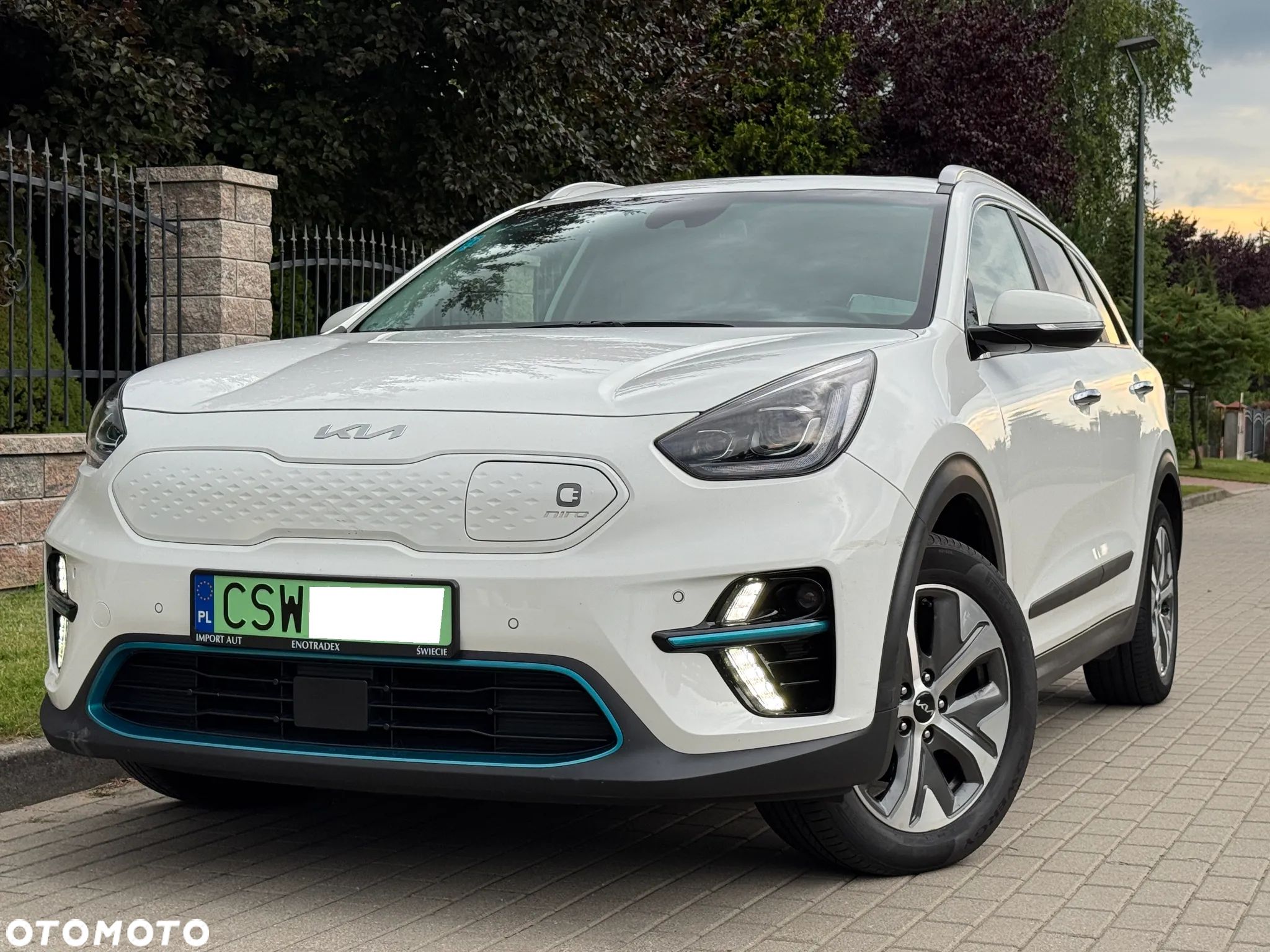 Kia Niro e-Niro 64kWh XL - 1