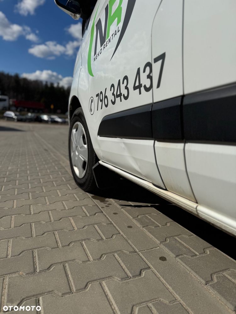 Ford Transit Custom - 13