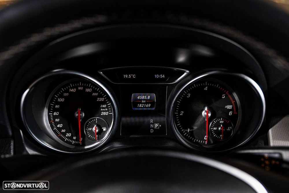 Mercedes-Benz CLA 200 d Urban Aut. - 12