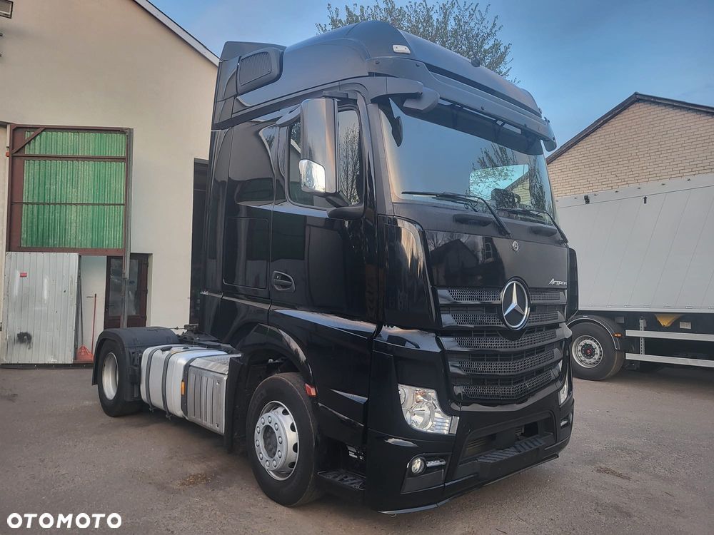 Mercedes-Benz Actros 1851 - 1