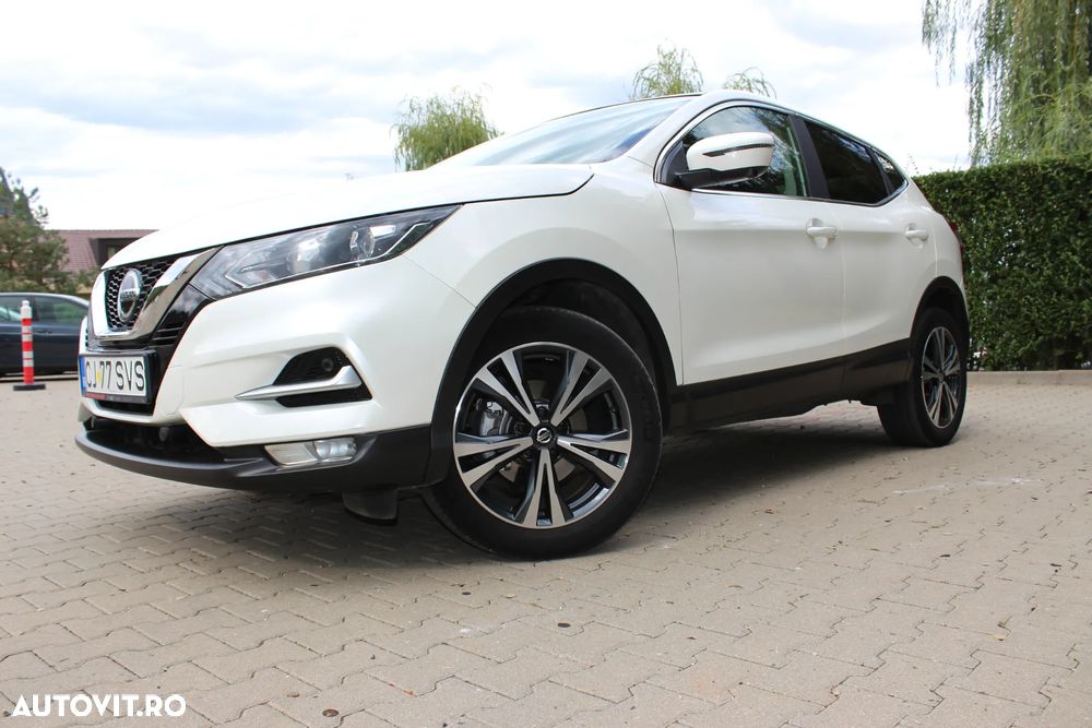 Nissan Qashqai 1.3 l MHEV X-Tronic N-Connecta - 9