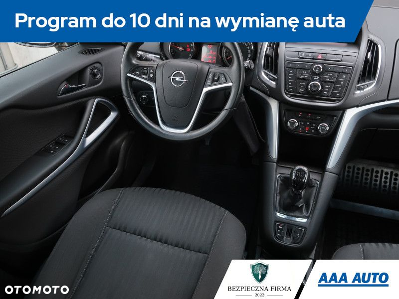 Opel Zafira - 8