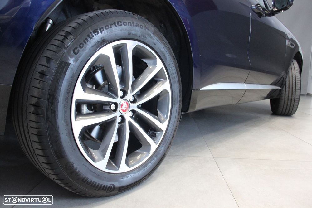 Jaguar F-Pace 2.0 D200 AWD R-Dynamic SE - 6