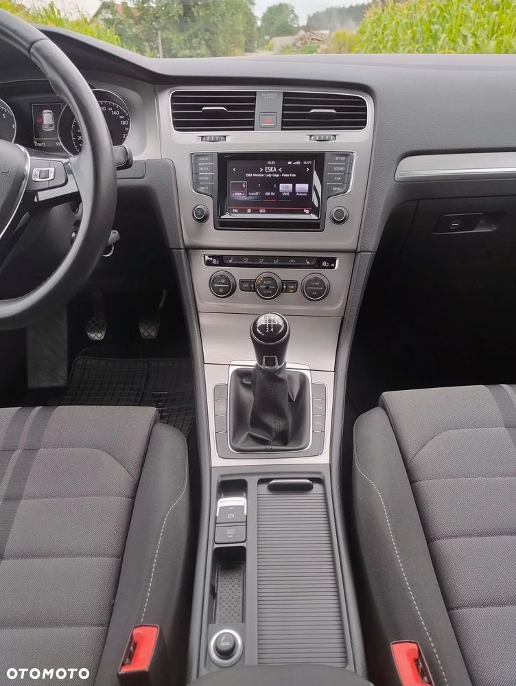 Volkswagen Golf - 12
