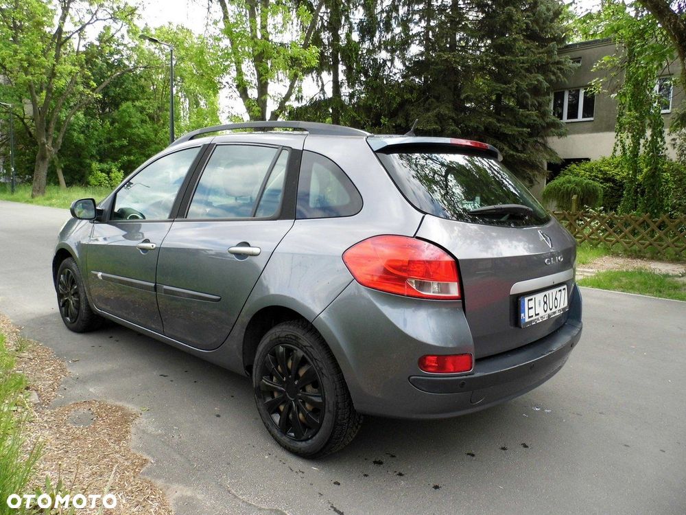 Renault Clio - 5