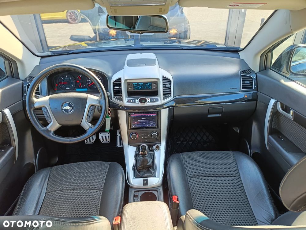 Chevrolet Captiva - 15