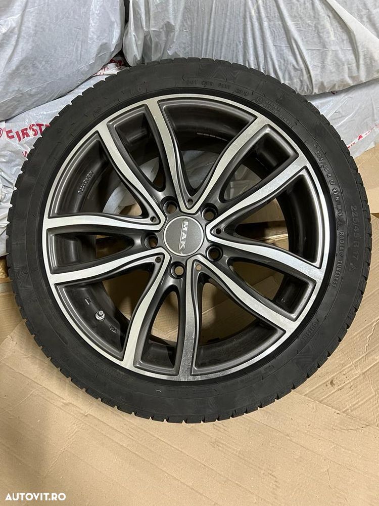 BMW Seria 1 120d - 17