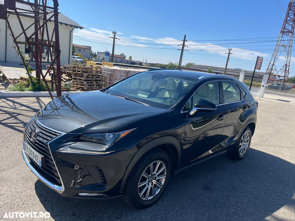 Lexus Seria NX - 2