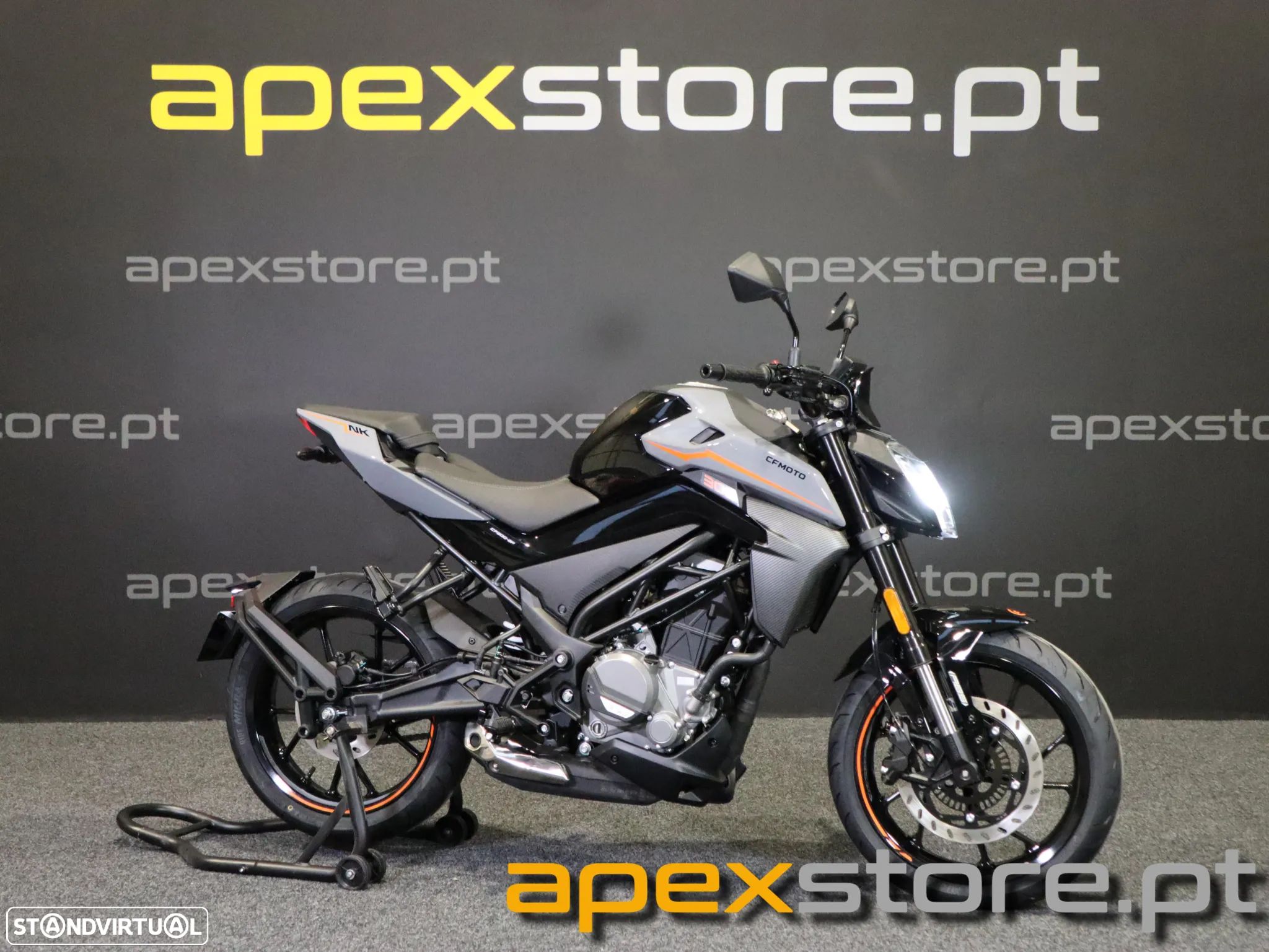 CF Moto 300NK - 1