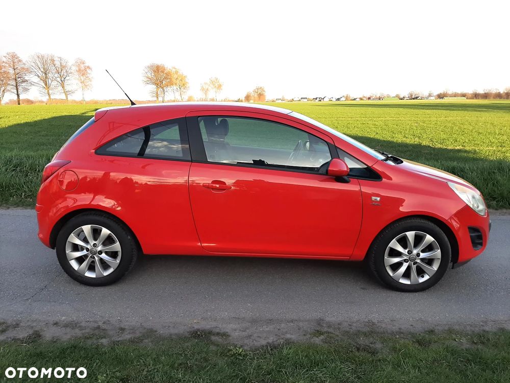 Opel Corsa 1.4 16V Active - 11