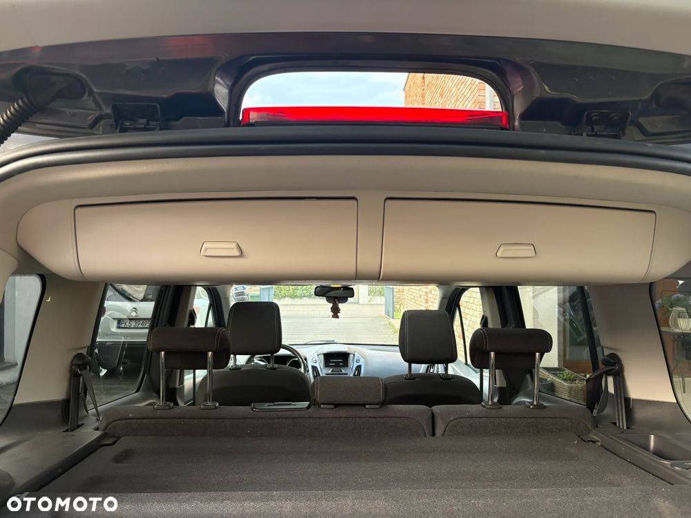 Ford Tourneo Connect Gr 1.5 TDCi Titanium PowerShift - 16