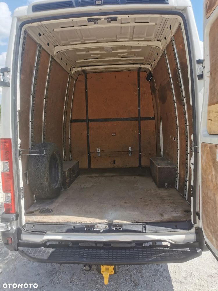 Renault Daily doka 7-osobowy Dubel 2.3HPi-120KM Brygadówka L3H2 Hak - 8