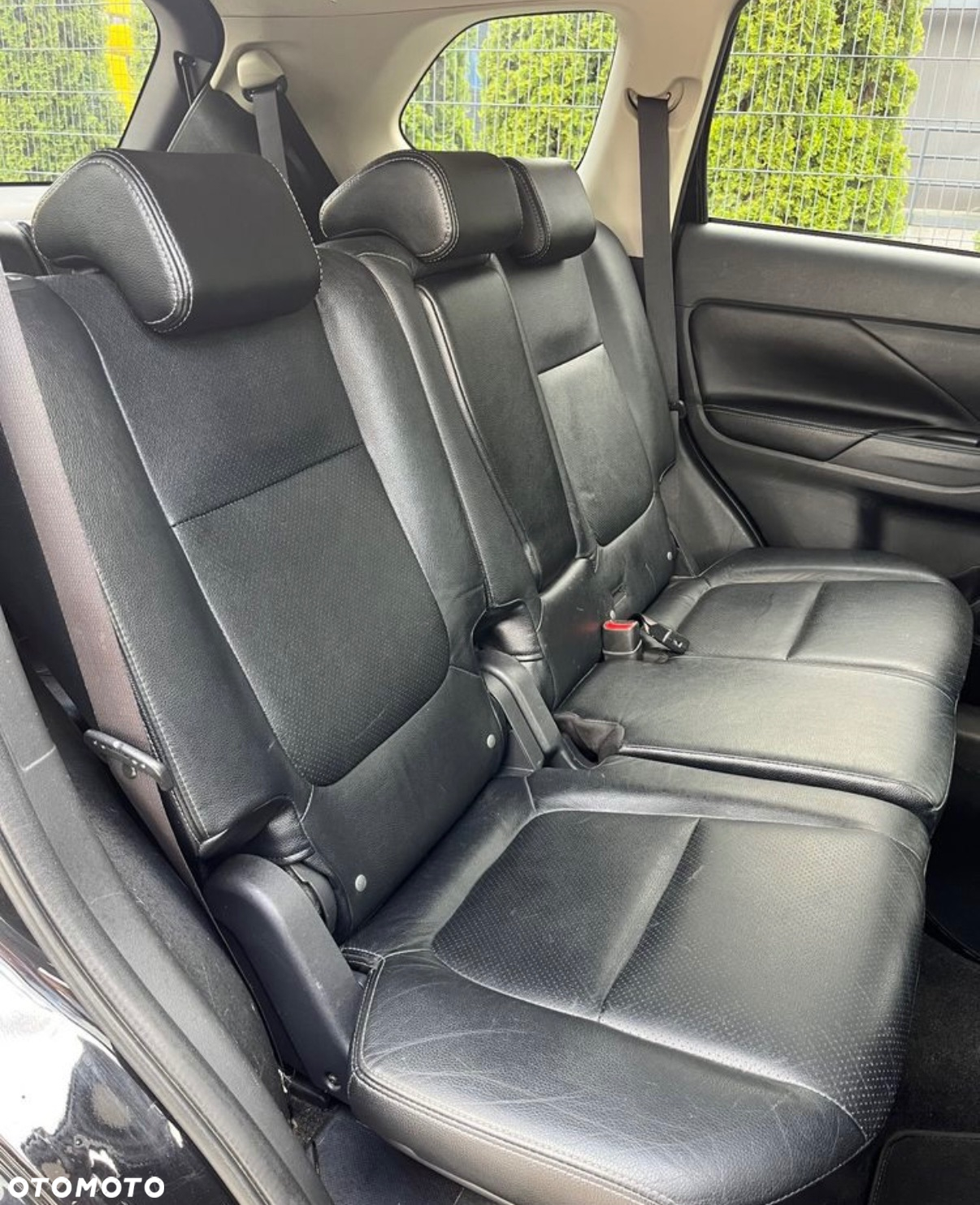 Mitsubishi Outlander 2.2 DI-D 4WD Instyle - 34