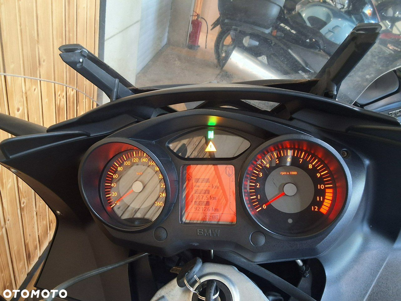 BMW K - 9