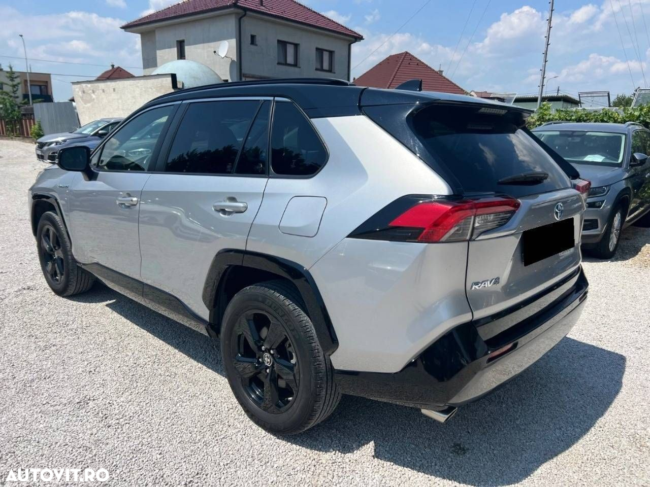 Toyota RAV4 - 3