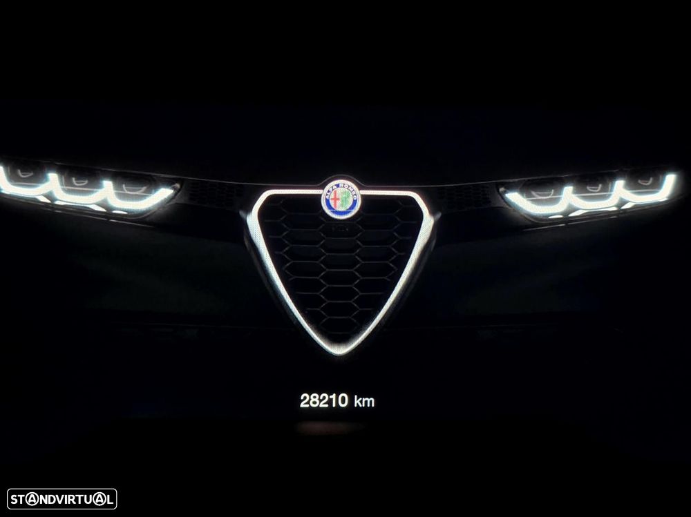 Alfa Romeo Tonale 1.5 Hybrid Edizione Speciale - 34