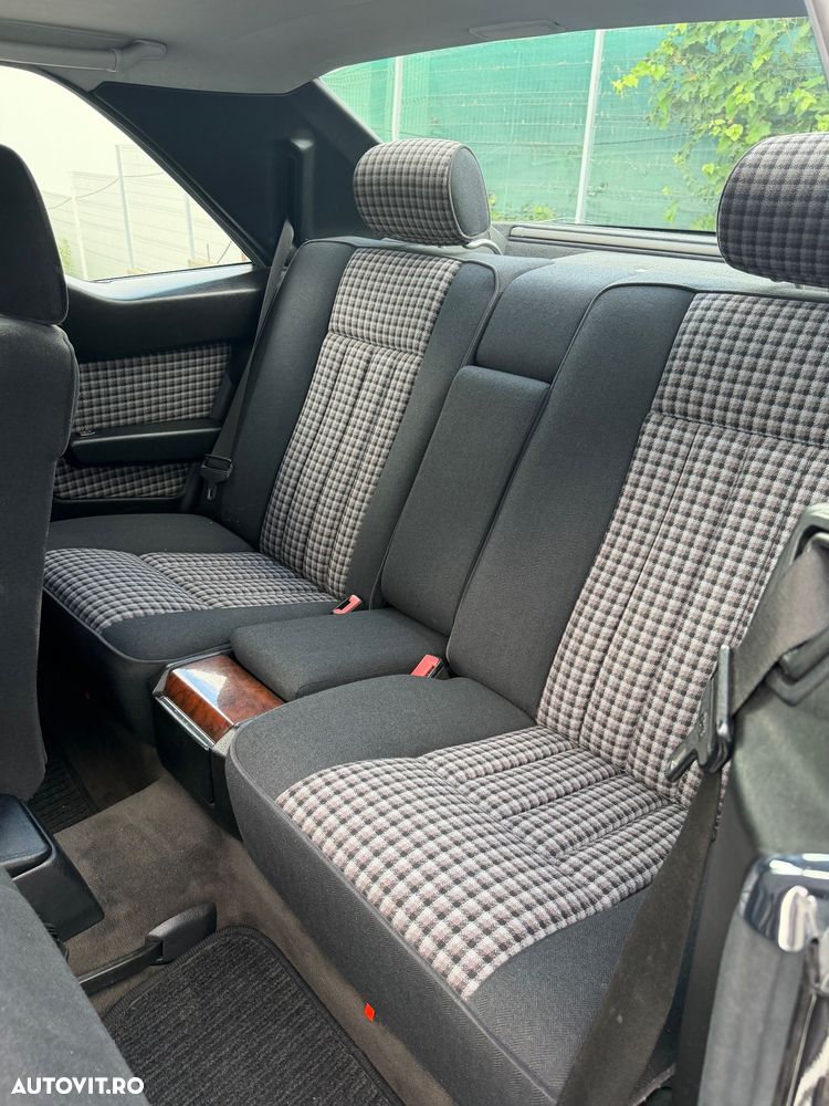 Mercedes-Benz W124 - 9