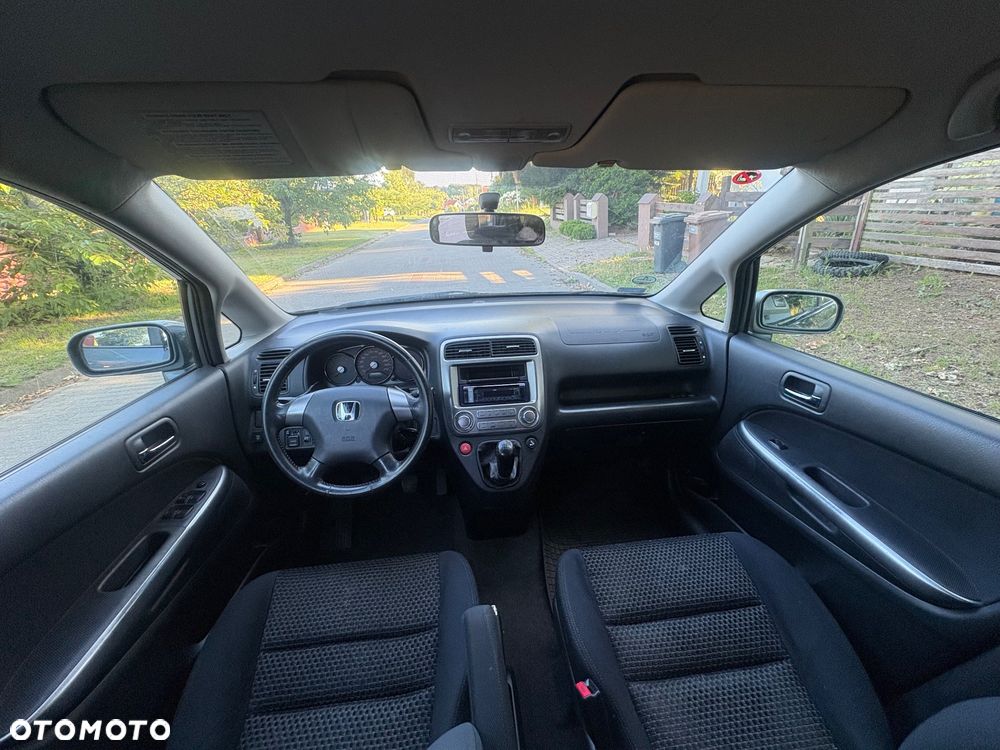 Honda Stream 2.0i ES - 16