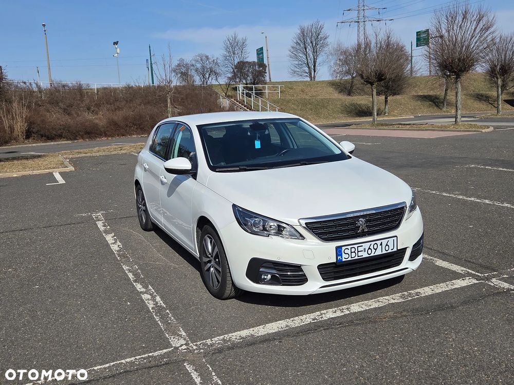 Peugeot 308 1.2 PureTech Allure Pack S&S - 2