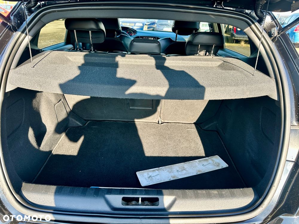 Peugeot 308 GTi by Sport - 29