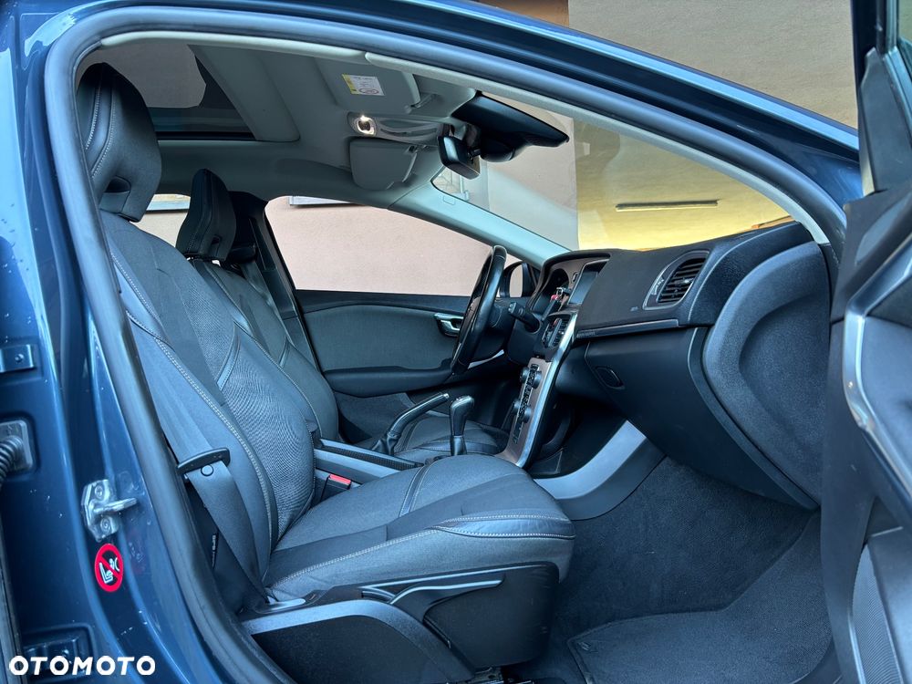 Volvo V40 Cross Country D3 Drive-E Summum - 25