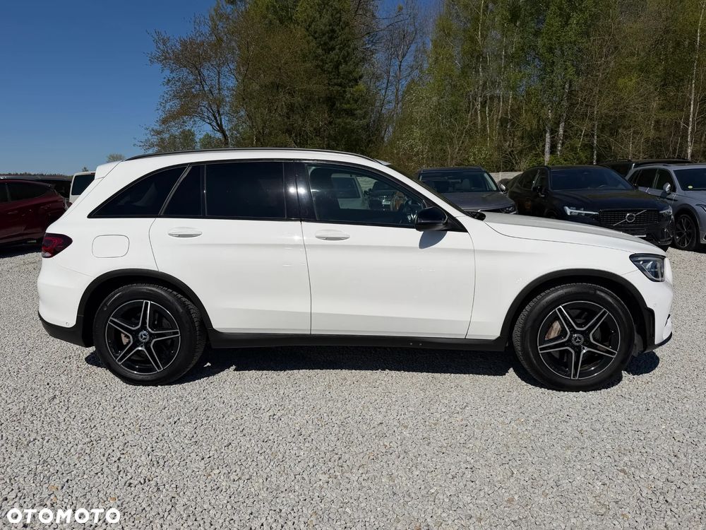 Mercedes-Benz GLC 200 d 4Matic 9G-TRONIC AMG Line - 21