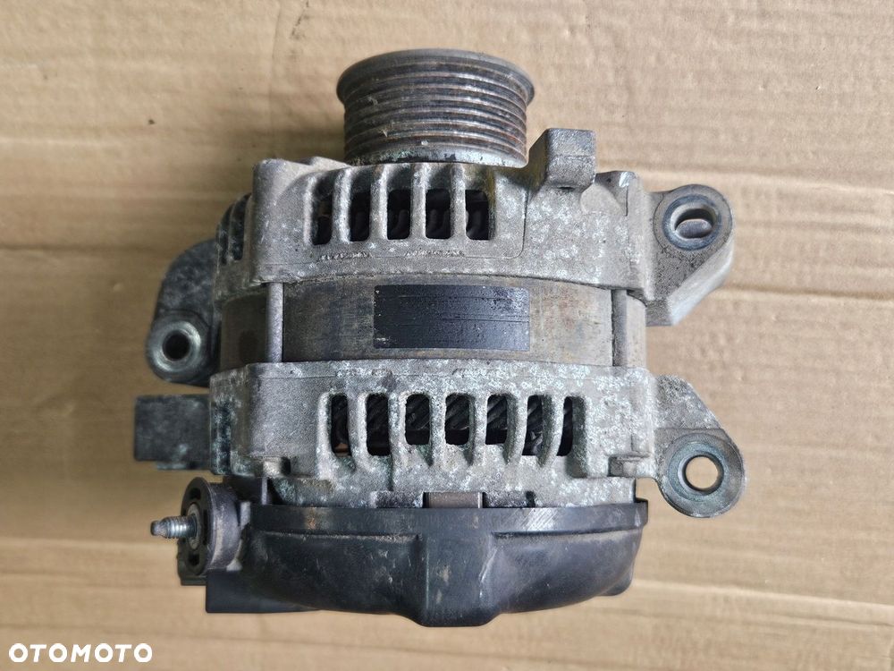 TOYOTA VERSO AURIS AVENSIS T27 09-17 D4D ALTERNATOR - 1