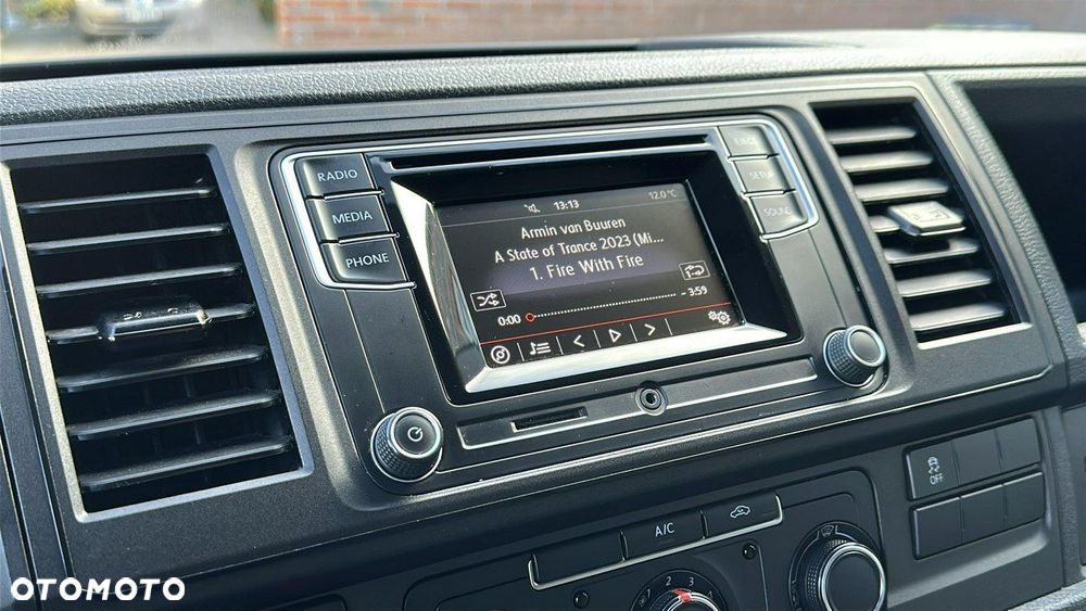 Volkswagen Transporter - 19