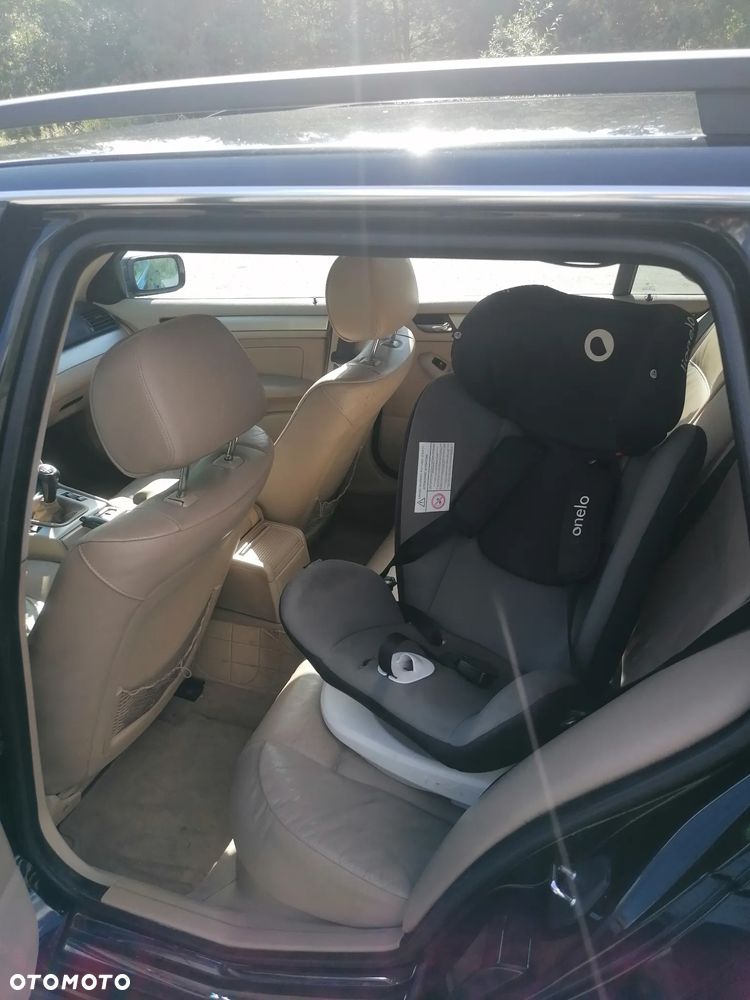 BMW Seria 3 330d - 12