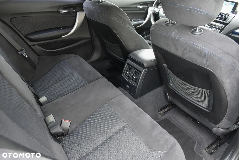 BMW Seria 1 118i M Sport - 33