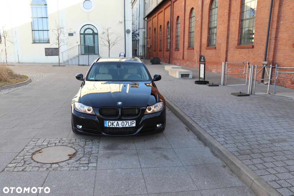 BMW Seria 3 - 25