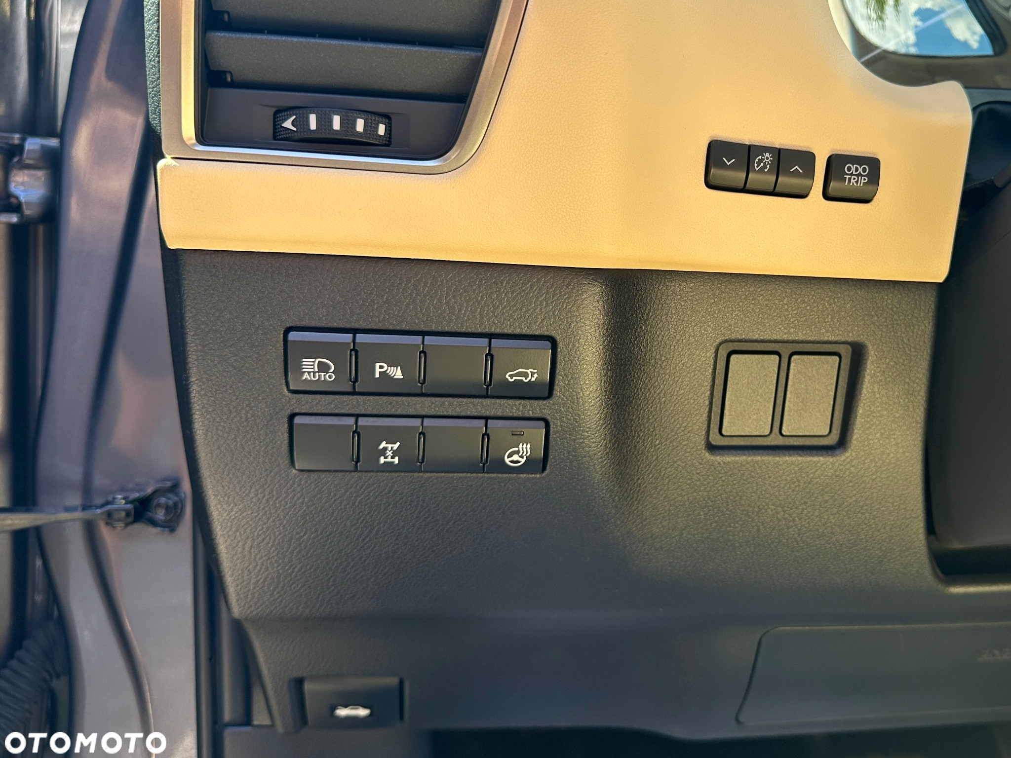 Lexus NX 200t Elite AWD - 22