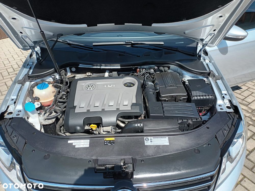 Volkswagen Passat 2.0 TDI Highline DSG - 15