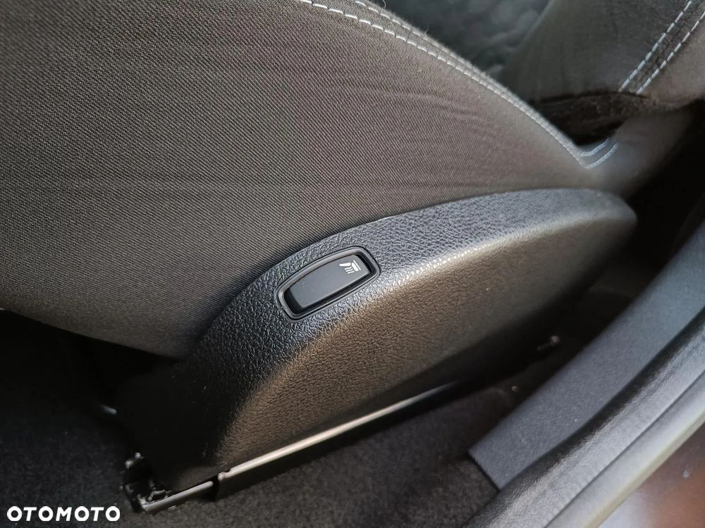 Dacia Dokker TCe 115 Stepway - 33