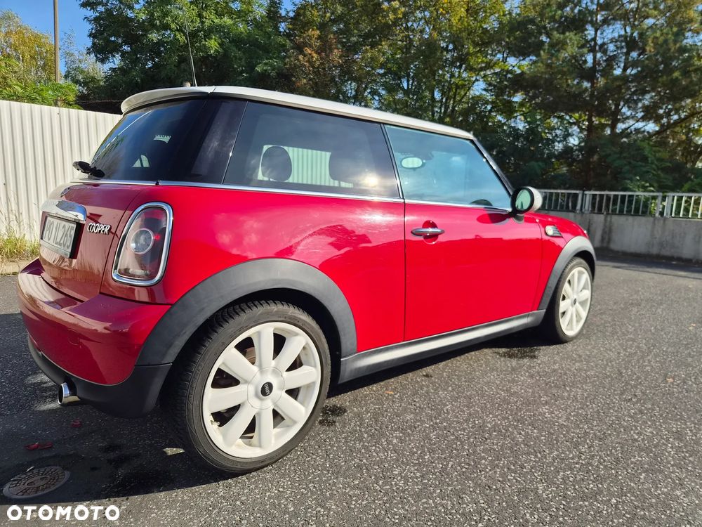 MINI Cooper Standard - 14