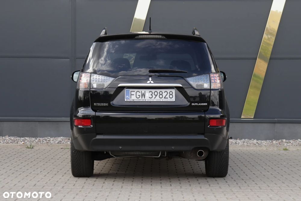 Mitsubishi Outlander 2.0 2WD Invite - 14