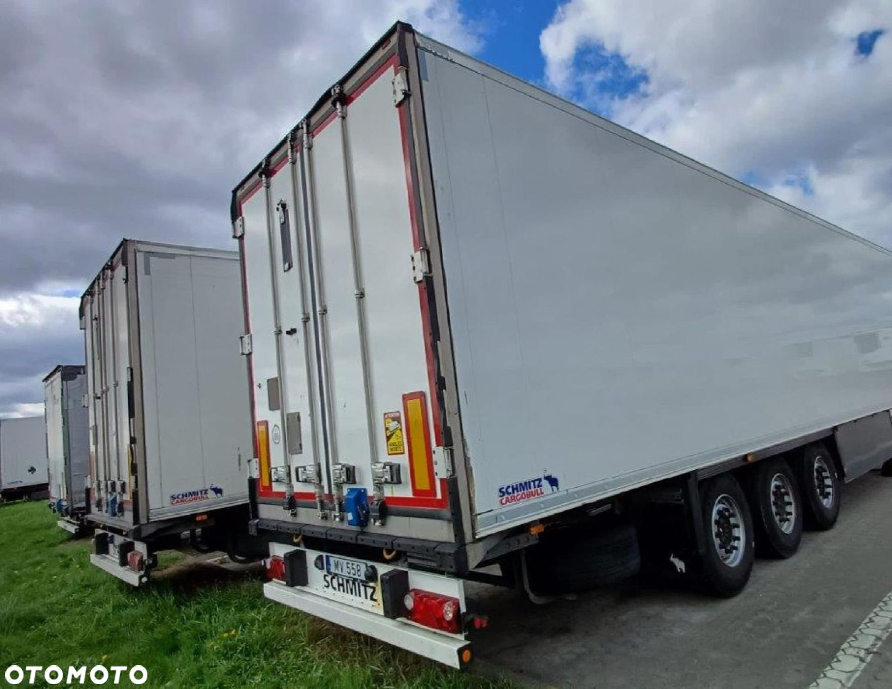 Schmitz Cargobull SKO FP 45 ThermoKing SLXi 300 - 5
