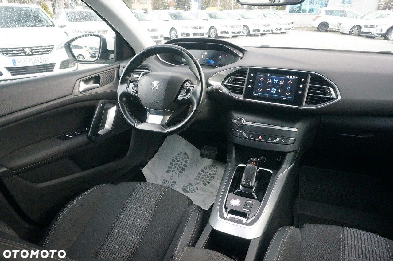 Peugeot 308 1.5 BlueHDi Allure Pack S&S EAT8 - 15