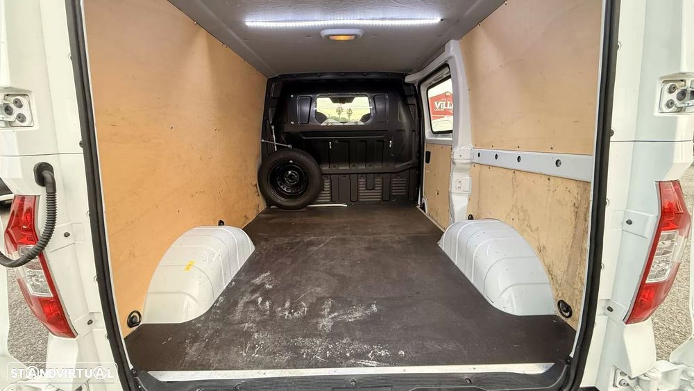 Maxus eDeliver 5 - 8