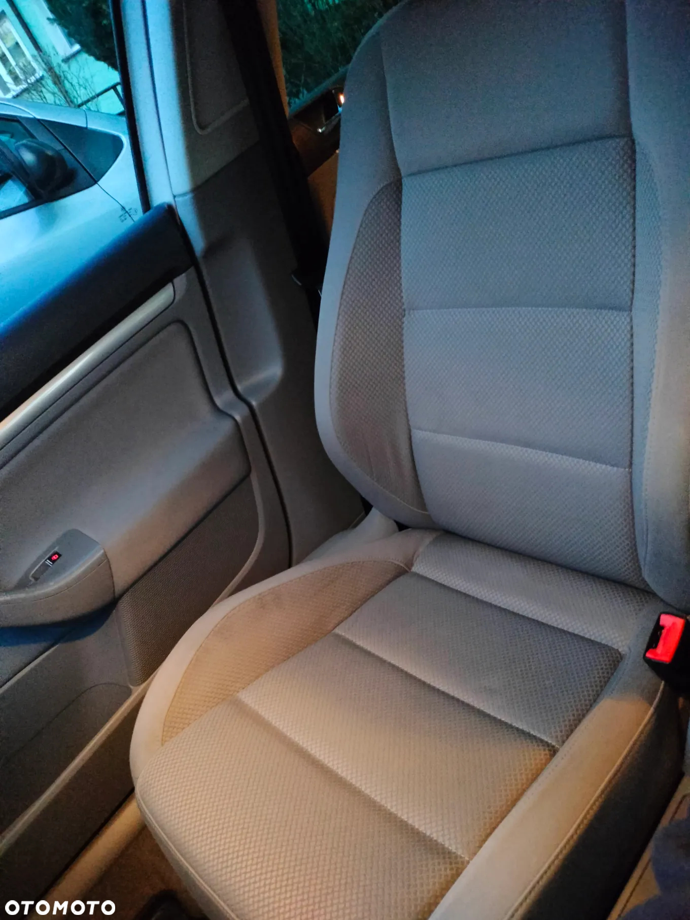 Volkswagen Golf V 1.6 Sportline - 38