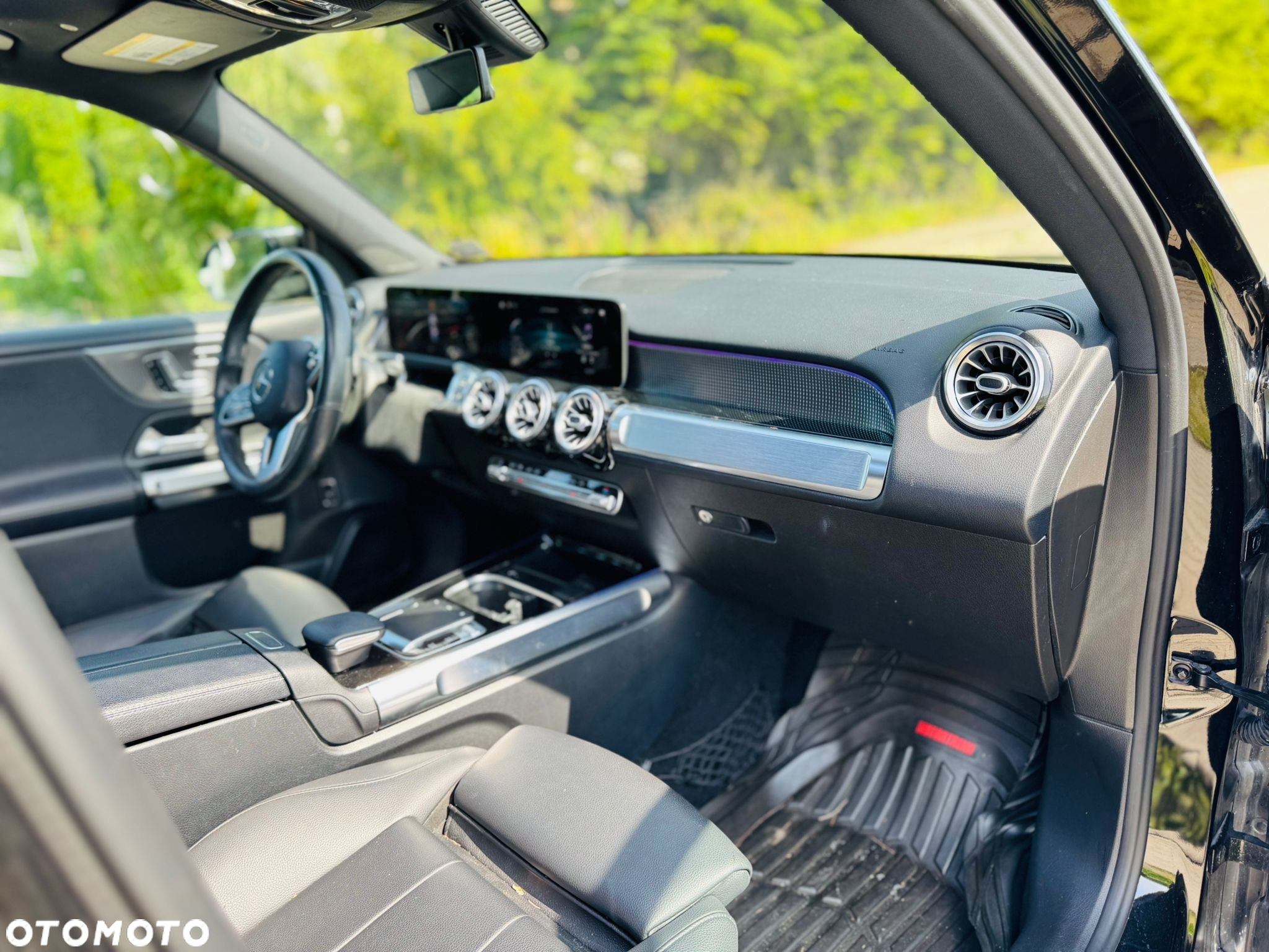 Mercedes-Benz GLB 250 4Matic 8G-DCT - 11