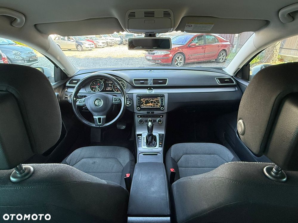 Volkswagen Passat 2.0 TDI 4Motion DSG BlueMotion Tech Highline - 23