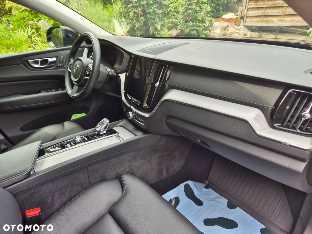 Volvo XC 60 B4 D AWD Geartronic Inscription - 25