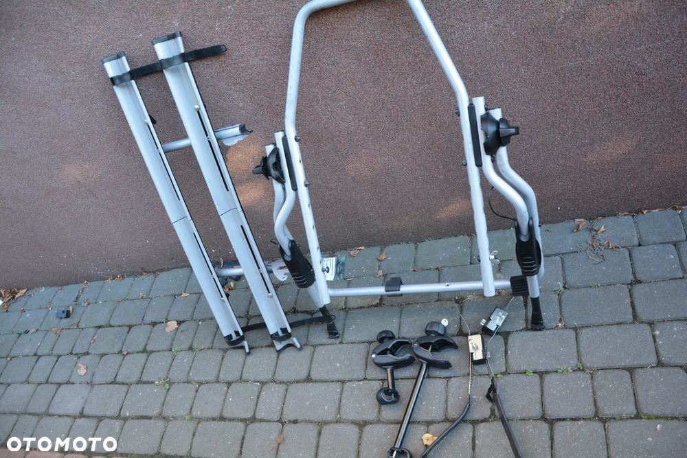 Bagażnik na tylna klapę Thule Clipon 9105 na 2 rowery - 4