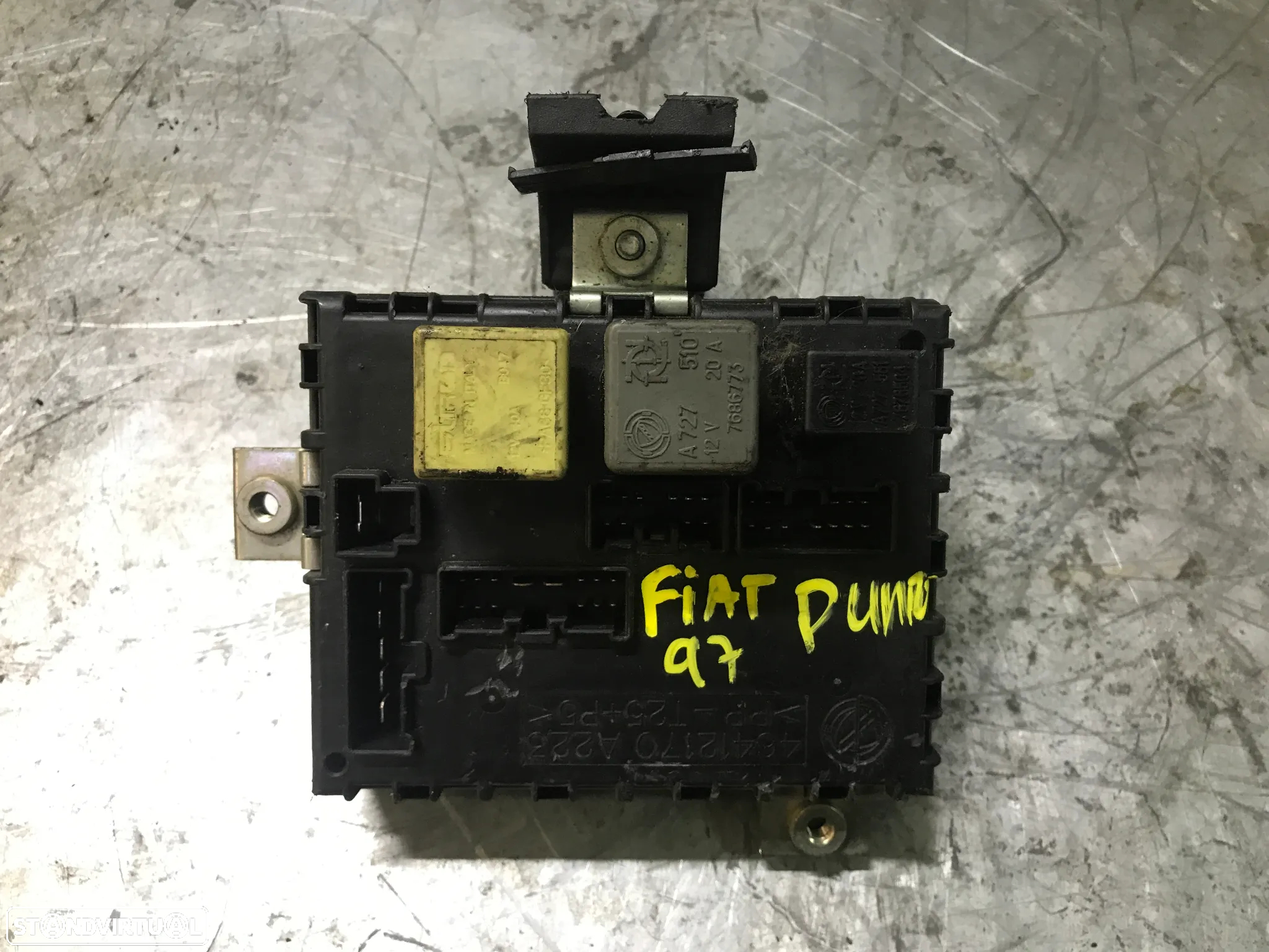 CAIXA DE FUSIVEIS FIAT PUNTO 176 95-99 46412170 - 2