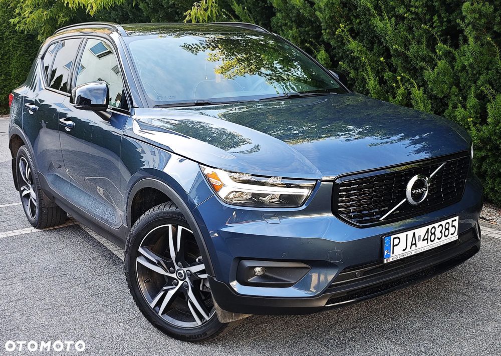Volvo XC 40 T5 AWD Geartronic R-Design - 1