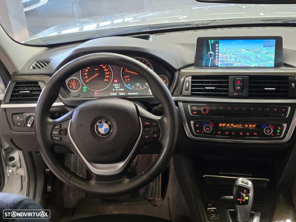 BMW 320 d Aut. Luxury Line - 22