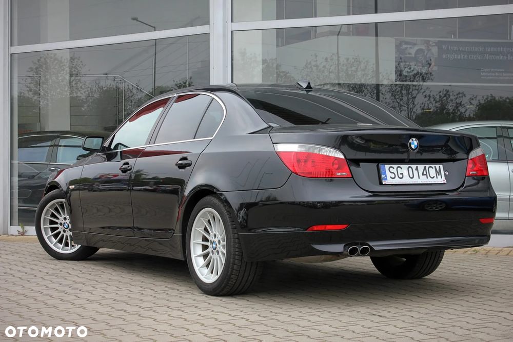 BMW Seria 5 525i - 2