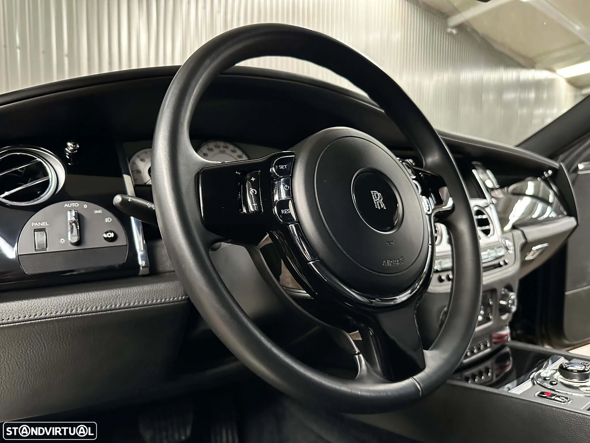 Rolls Royce Ghost - 44