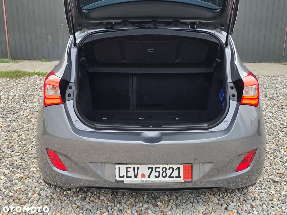 Hyundai i30 - 22